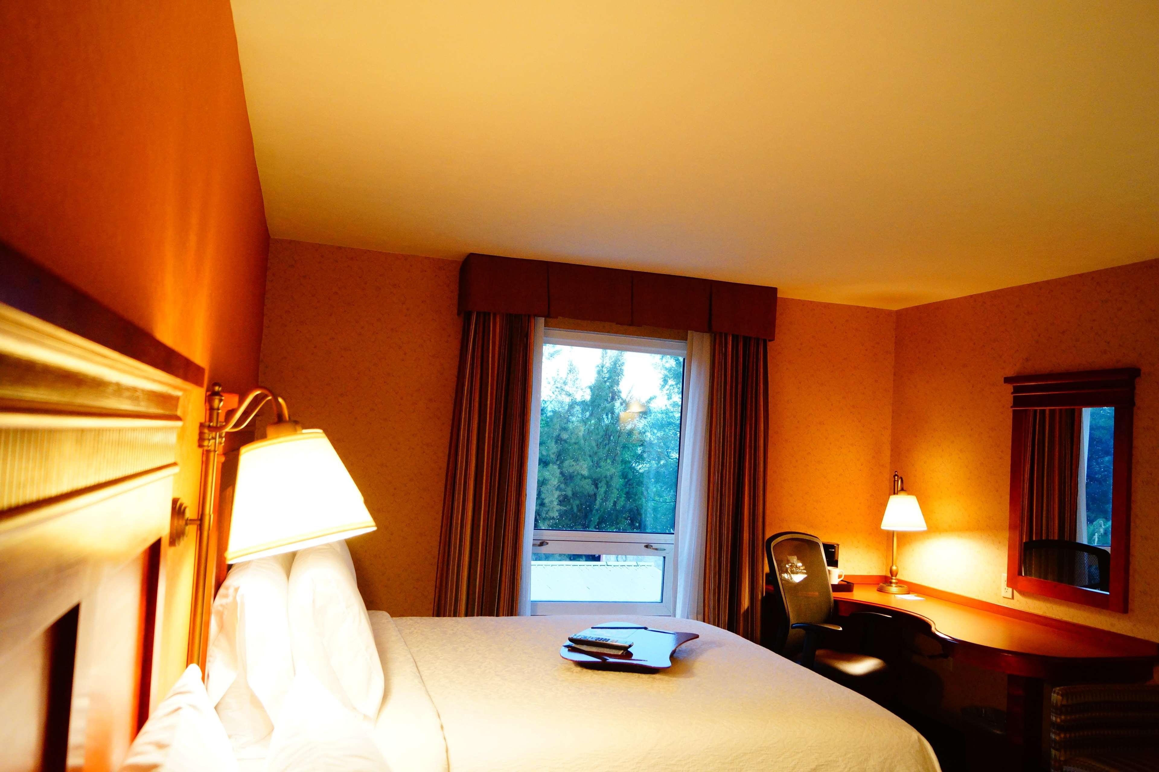 Las Pintas Hampton Inn By Hilton Guadalajara-Aeropuerto מראה חיצוני תמונה