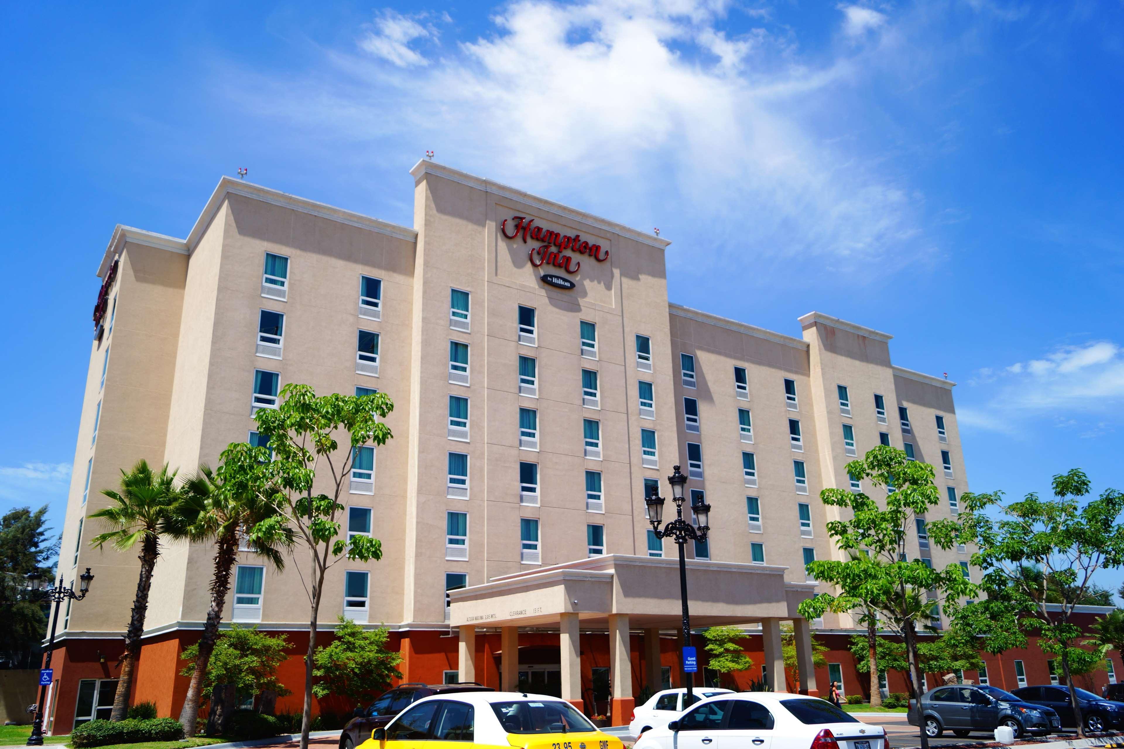Las Pintas Hampton Inn By Hilton Guadalajara-Aeropuerto מראה חיצוני תמונה