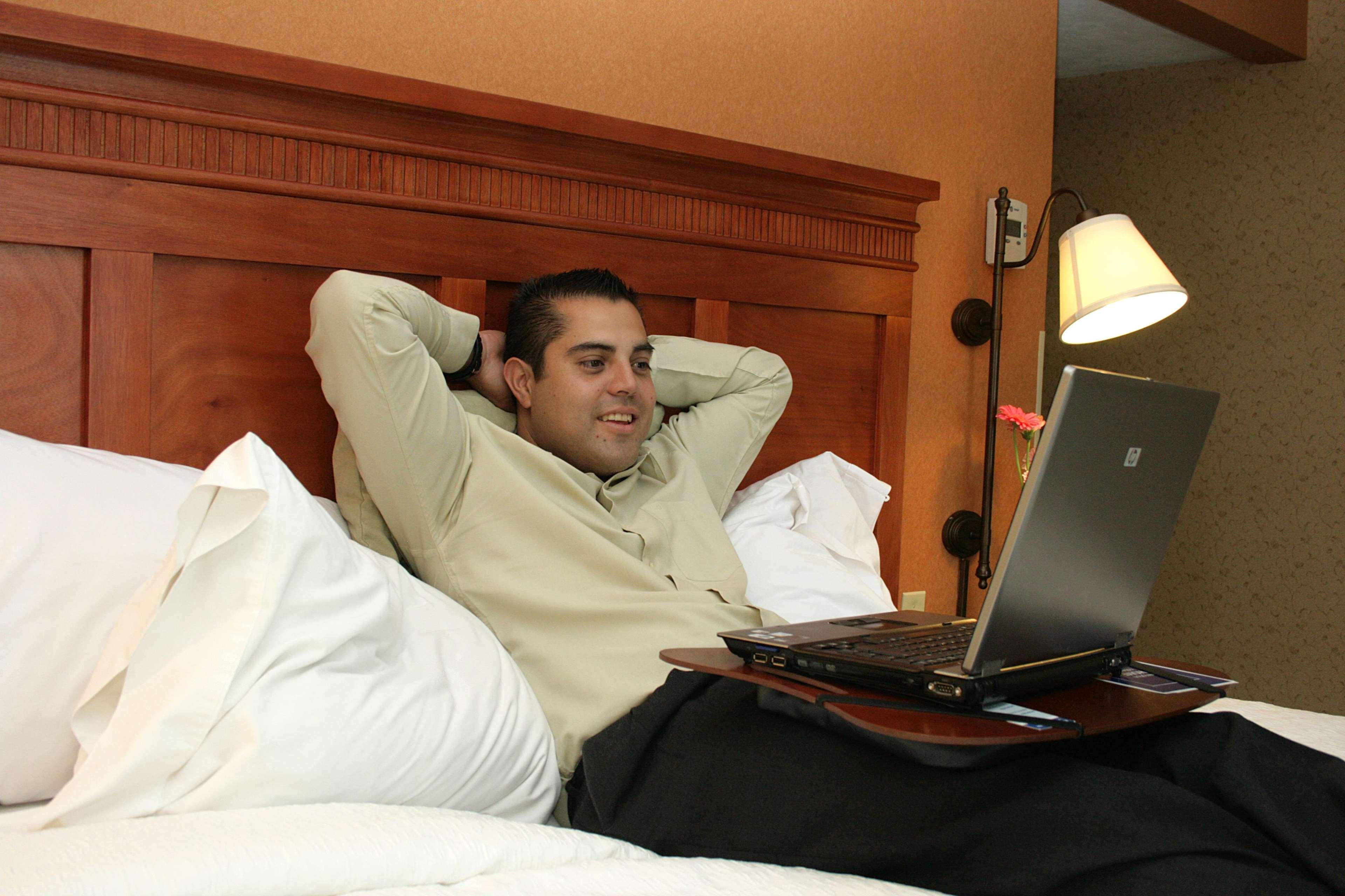 Las Pintas Hampton Inn By Hilton Guadalajara-Aeropuerto חדר תמונה